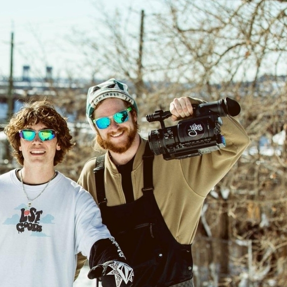 Meet your Posher, Kai - Picture 1 of 1